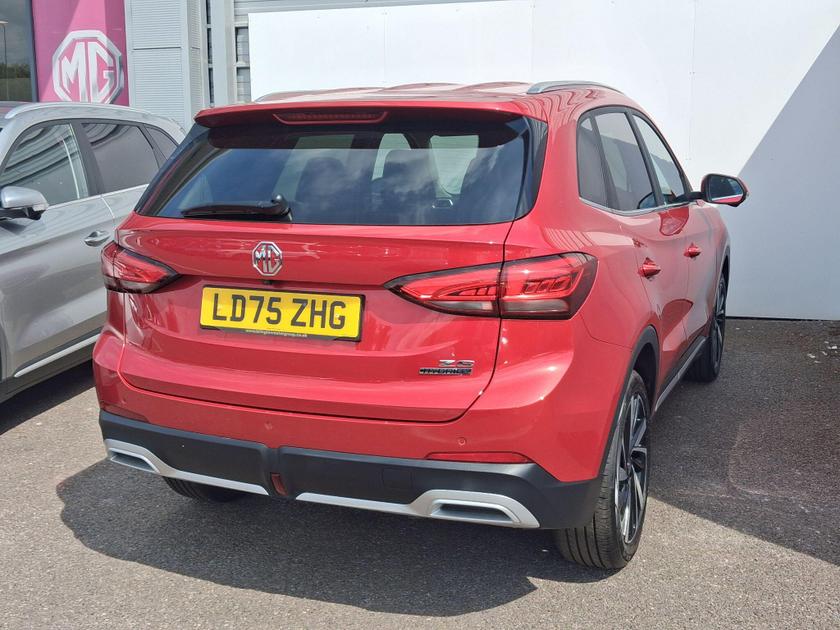 MG MG ZS Photo at-bd1b70e8539d4aa996398a1cf0bb21f3.jpg