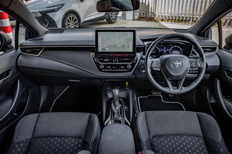 Used Toyota Corolla FL75SRU 13