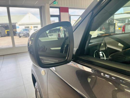 Suzuki Vitara Photo at-bd51a57e84df470dbeacd342158fdb90.jpg