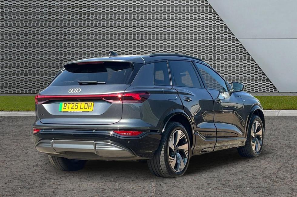 Audi Q6 Photo at-bd58ea8c4ada48f78d91e21056db2164.jpg