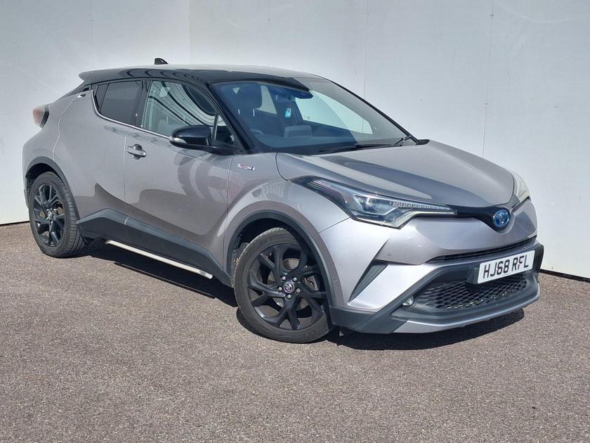Toyota C-HR Photo at-bd5c4188545a470dabde70f839b07735.jpg