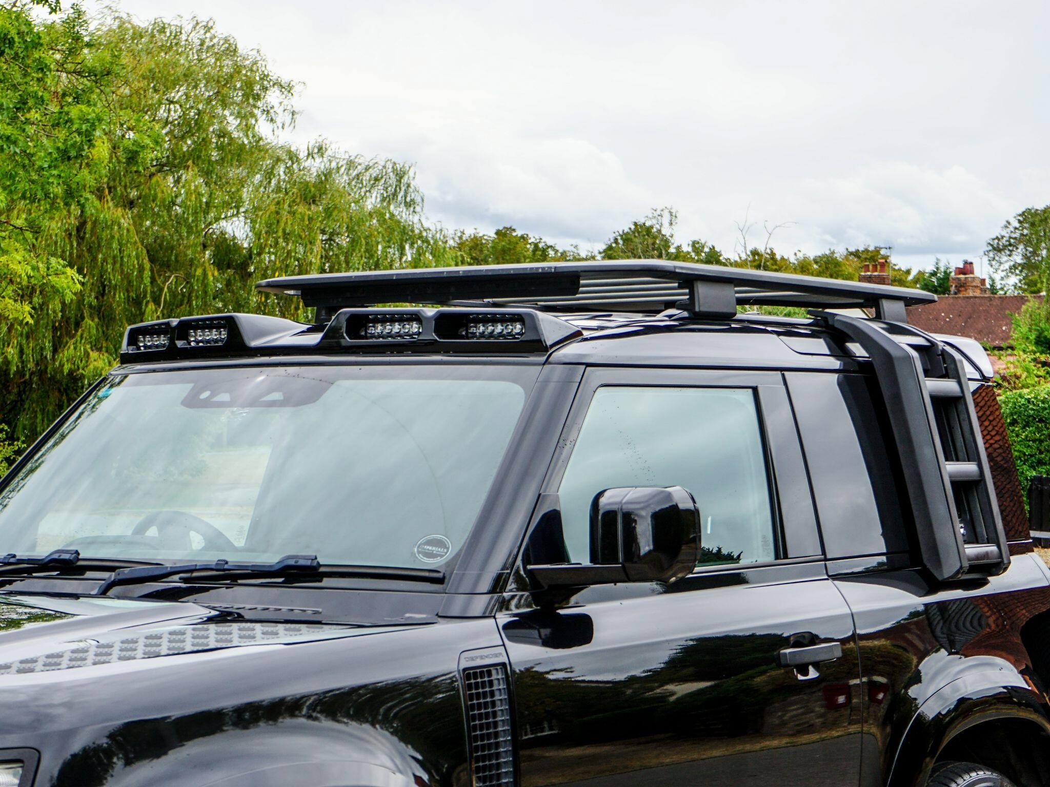 Land Rover Defender 90 3.0 D250 MHEV Hard Top SUV Auto 4WD SWB Euro 6 (s/s) 3dr — photo 10