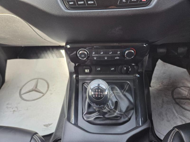 Mercedes-Benz X Class Photo at-bd8f8e9765774c0086f910163a31ff4f.jpg
