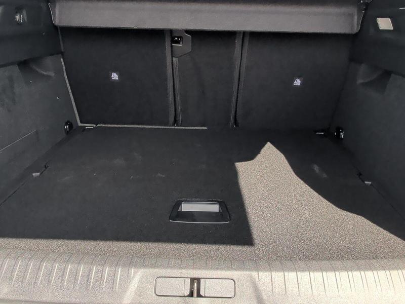 Used Peugeot E-3008 202610106867851 40