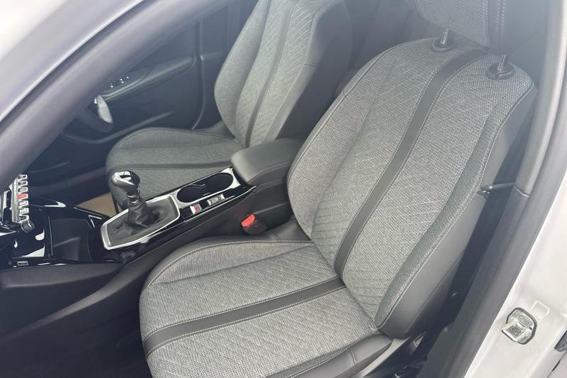 Used Peugeot 2008 GY24FKS 43