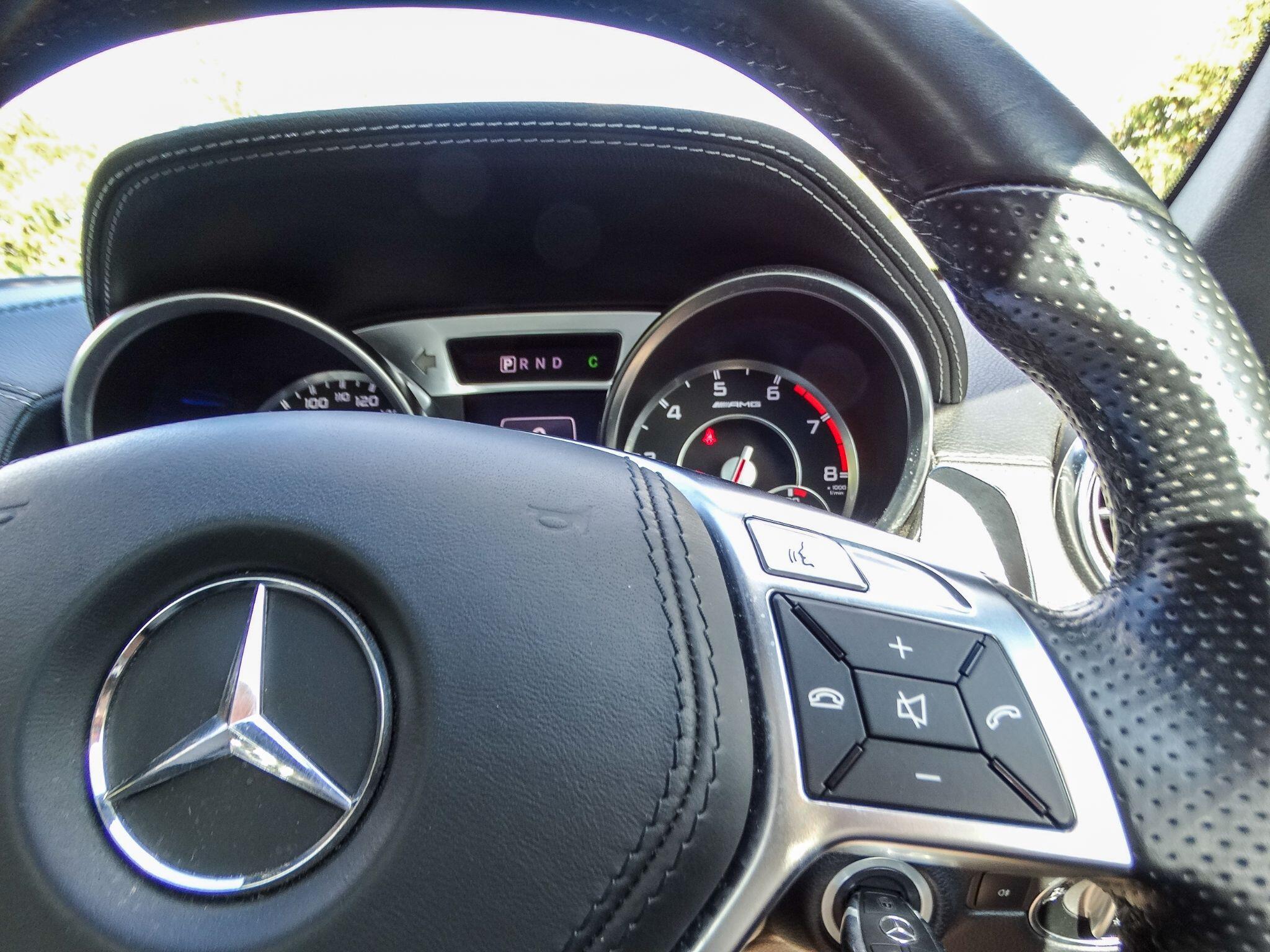 Mercedes-Benz SL 5.5 SL63 V8 AMG SpdS MCT Euro 5 (s/s) 2dr — photo 30