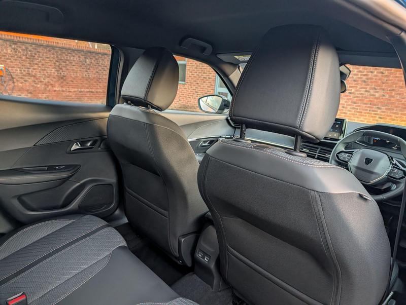 Used Peugeot 2008 202511187977563 16