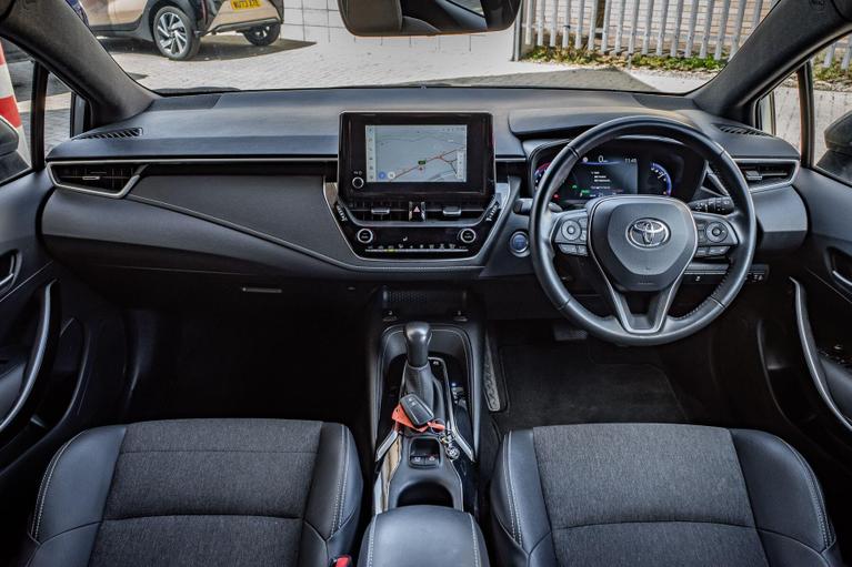 Used Toyota Corolla CF22OCC 12