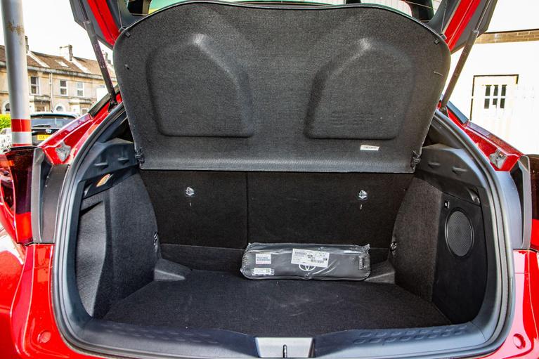 Used Toyota C-HR RV23VDN 25