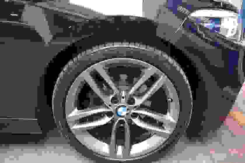 BMW 2 Series Photo at-be377c4f073044c9ae75578302ce4b32.jpg
