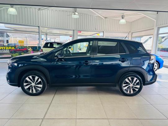 Suzuki S-Cross Photo at-be422c5f35df482ea8c6564b500b3a73.jpg