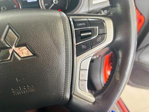 Mitsubishi L200 Photo 35