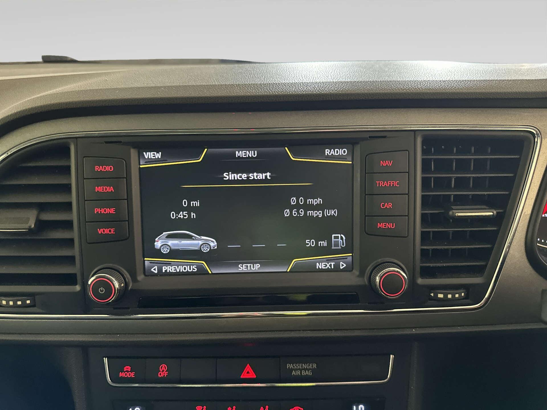 2016 SEAT Leon thumbnail 24