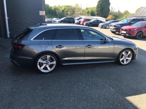 Audi A4 Avant Photo at-befe3f26e6984853b877202076efa871.jpg