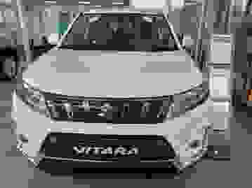 Used ~ Suzuki VITARA 1.4 BoosterJet Hybrid SZ-T WHITE at Islington Motor Group