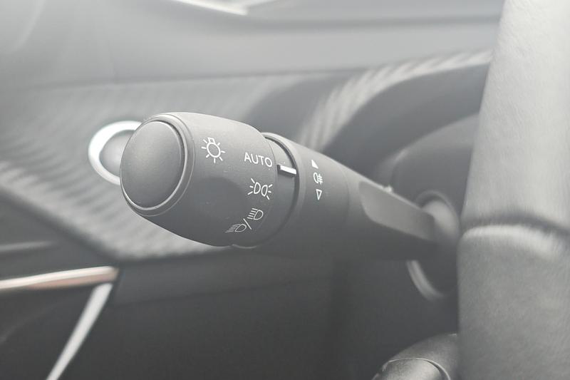 Used Peugeot 208 NV22HSX 21