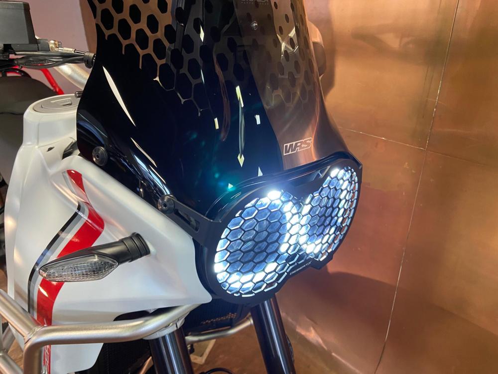 Ducati DesertX Photo at-bf60a128ed25420b916542aee627a116.jpg