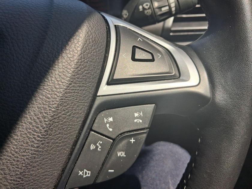 Ford Mondeo Photo at-bf65c4442537476f972d3732e218670c.jpg
