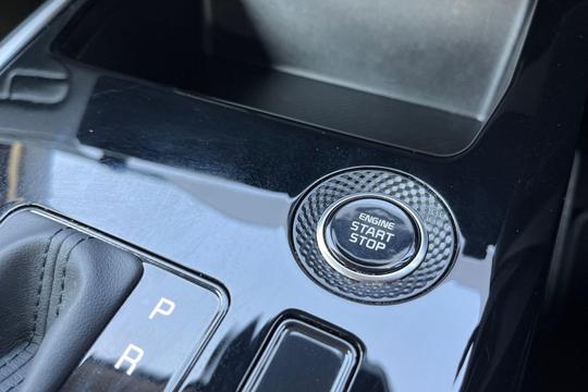 Kia Niro Photo at-bf6ed037addf44d3b62bd26a47a0da8f.jpg