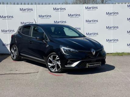Used 2021 Renault Clio 1.6 E-TECH RS Line Auto Euro 6 (s/s) 5dr at Martins Group