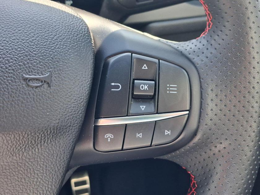 Ford Kuga Photo at-bf8f1cc807fd415bb8df354466abf033.jpg