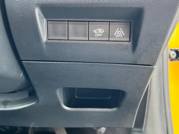 Used Peugeot E-208 DU23JXL 40