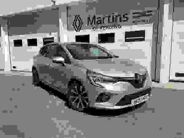 Used 2020 Renault Clio 1.0 TCe Iconic Euro 6 (s/s) 5dr Silver at Martins Group