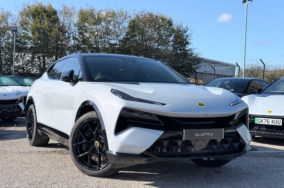 Lotus Eletre 2026