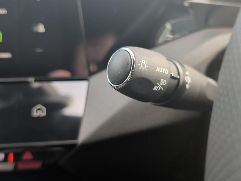 Used Peugeot 308 SW 202601058928729 16