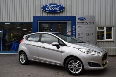 Used 2015 Ford Fiesta 1.0T EcoBoost Zetec Euro 5 (s/s) 5dr at Islington Motor Group