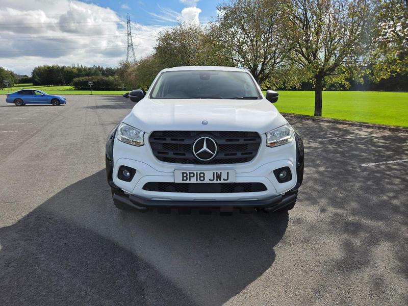 Mercedes-Benz X Class Photo at-bfcb51e4b2e04c4cb30c814b834b0af5.jpg