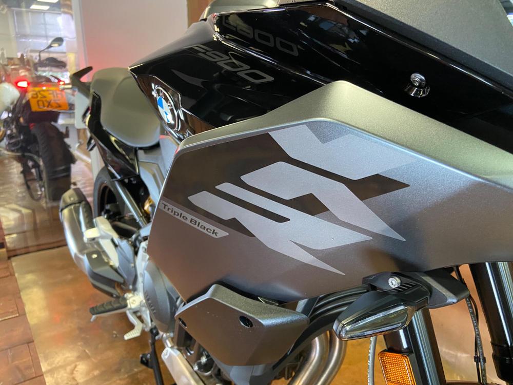 BMW F 900 XR Photo at-c00d1d2aa3c84fb5bbdf00dee620dd92.jpg