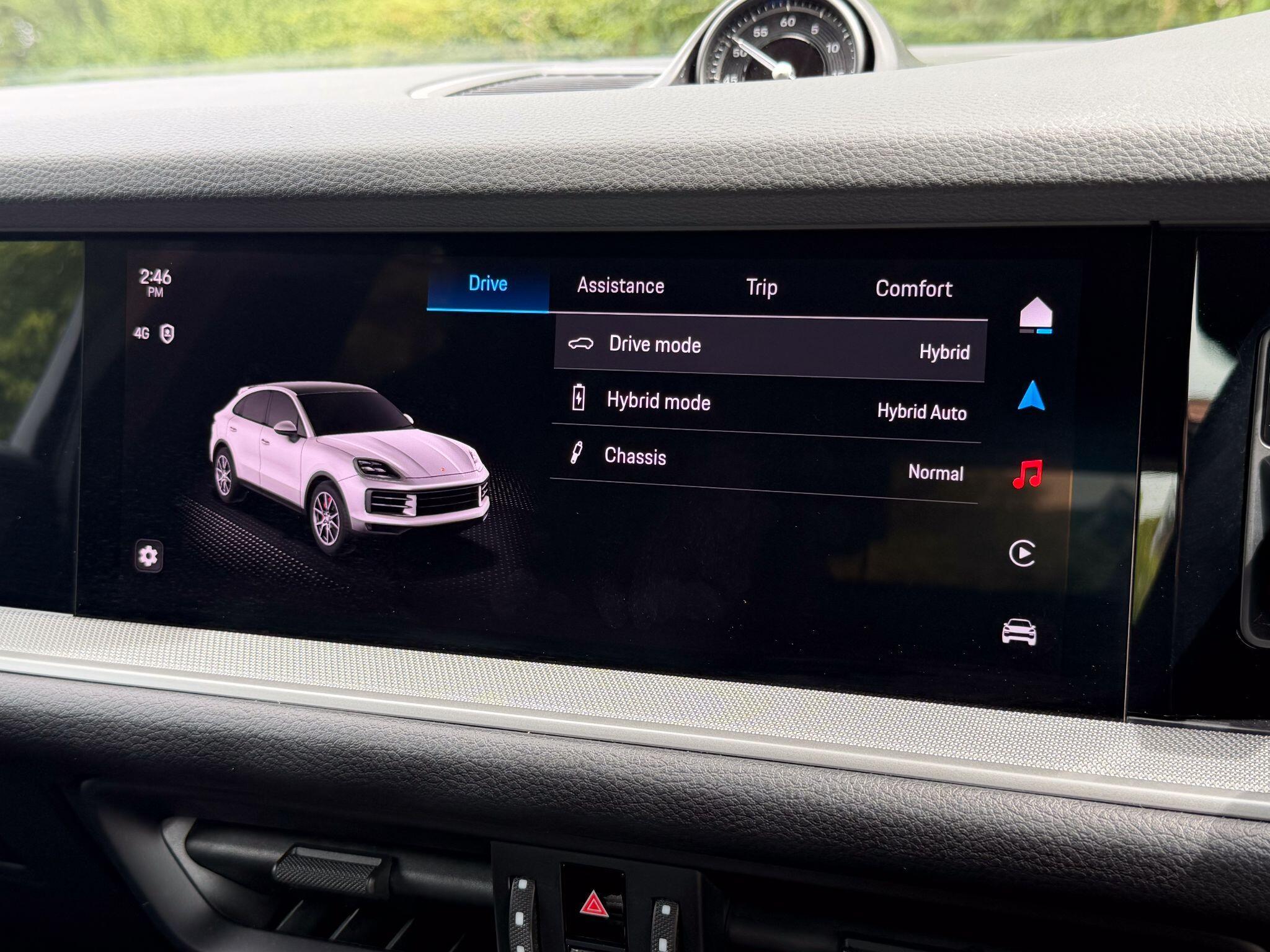 Porsche Cayenne 3.0 V6 E-Hybrid 25.9kWh TiptronicS 4WD Euro 6 (s/s) 5dr — photo 28