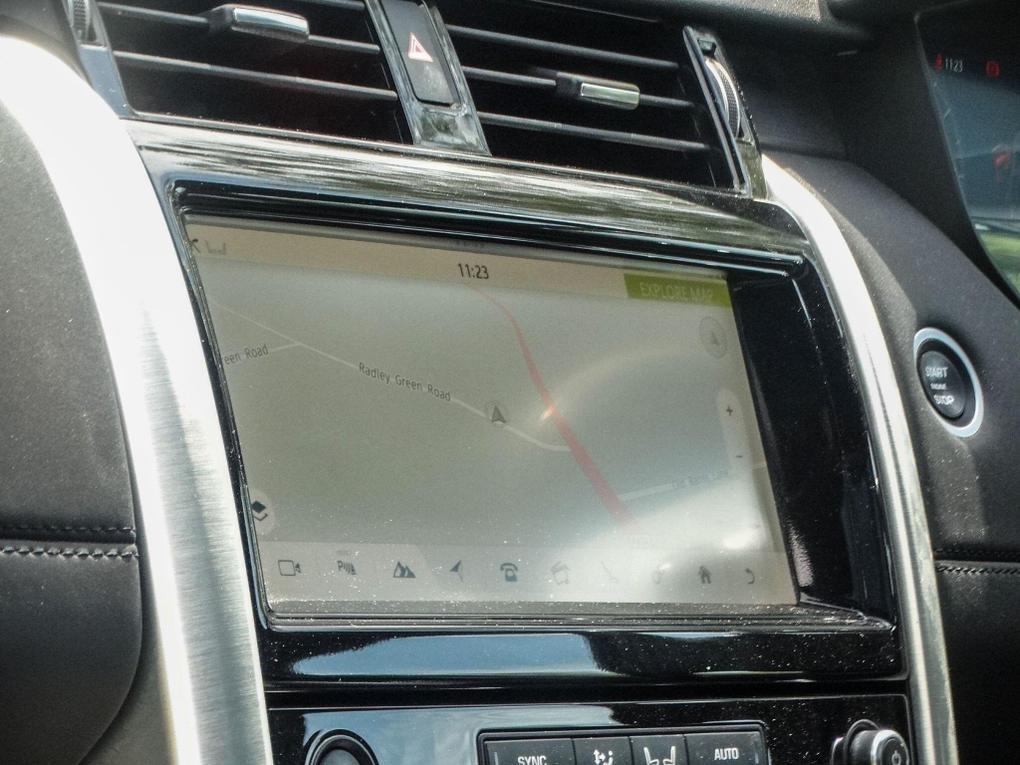 Used Land Rover Discovery YC68OTT 16