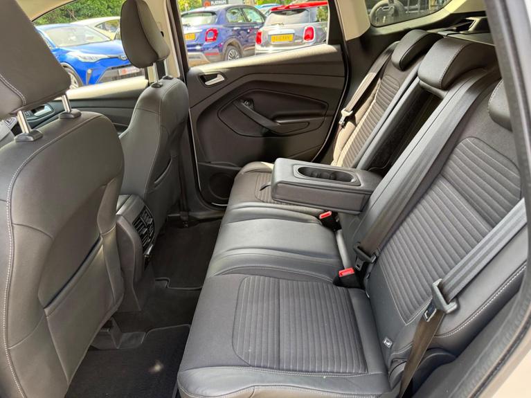 Used Ford Kuga ET68EHG 13