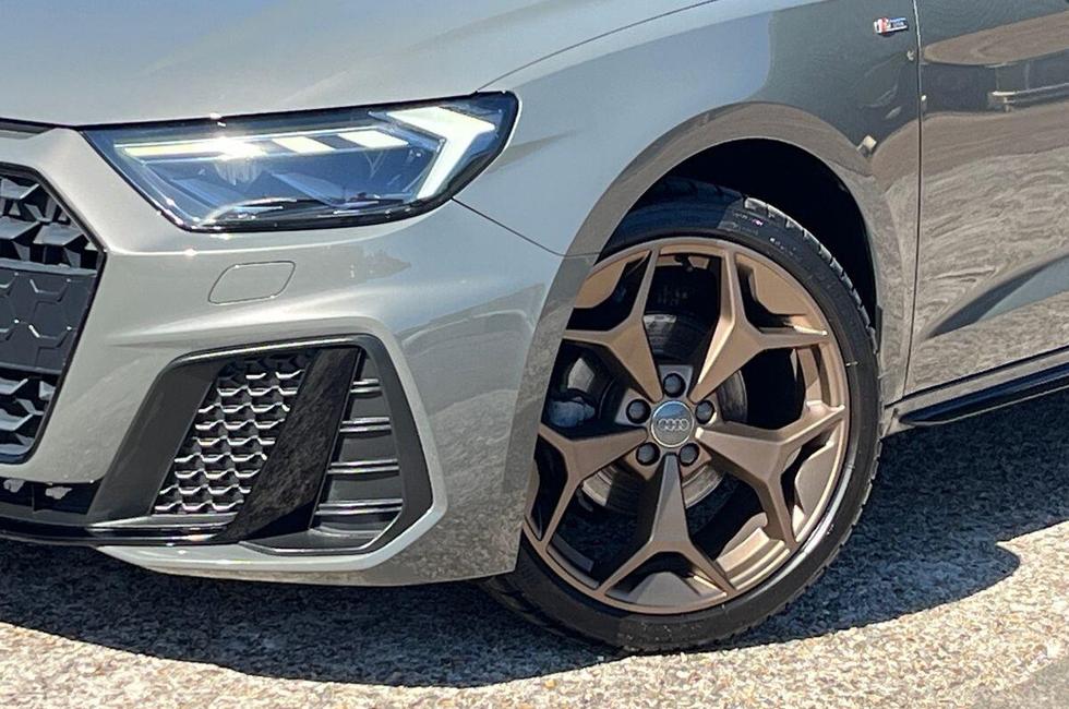 Audi A1 Photo at-c047ca3541564e678a04a7f5e0a8d41c.jpg