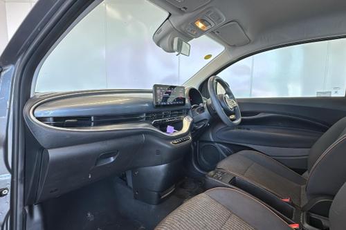 Fiat 500E Photo at-c0536af946d64ee7a80268f567b7d63d.jpg