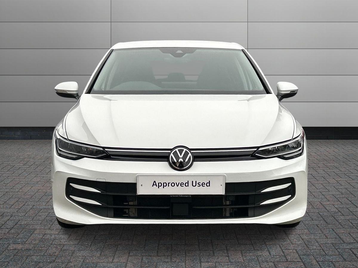 Volkswagen Golf Photo at-c05e67c419ef4a5fb9bcb4af8b7ca9f8.jpg