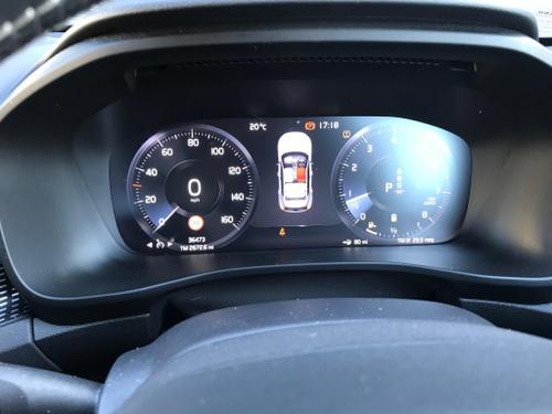 Volvo XC40 Photo at-c0611200c9944a059c06729c81a1d339.jpg