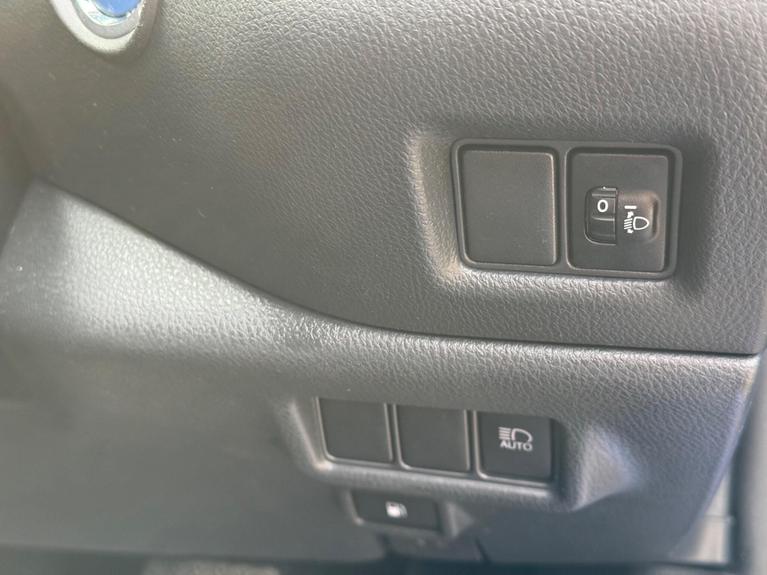 Used Toyota C-HR RO70DZN 15