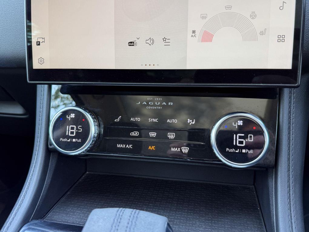 Used Jaguar F-PACE VU21CZX 19