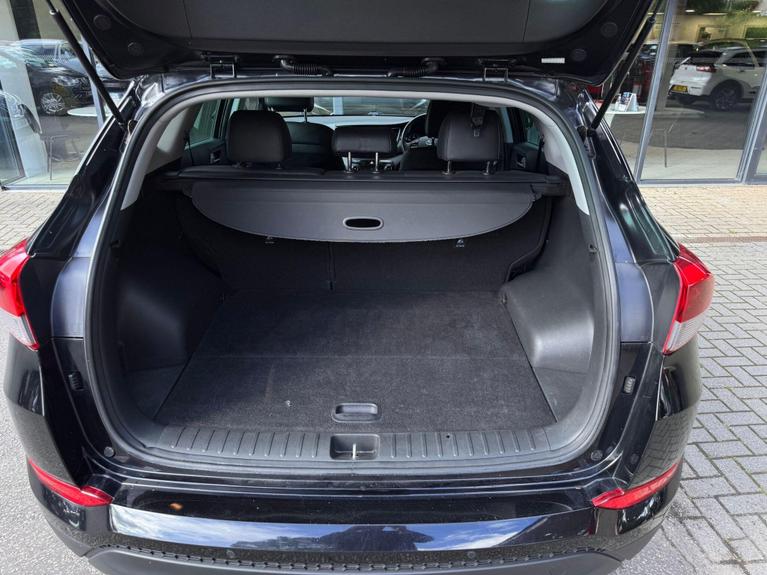 Used Hyundai TUCSON HJ16PVN 16