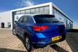 Volkswagen T-ROC Photo 2