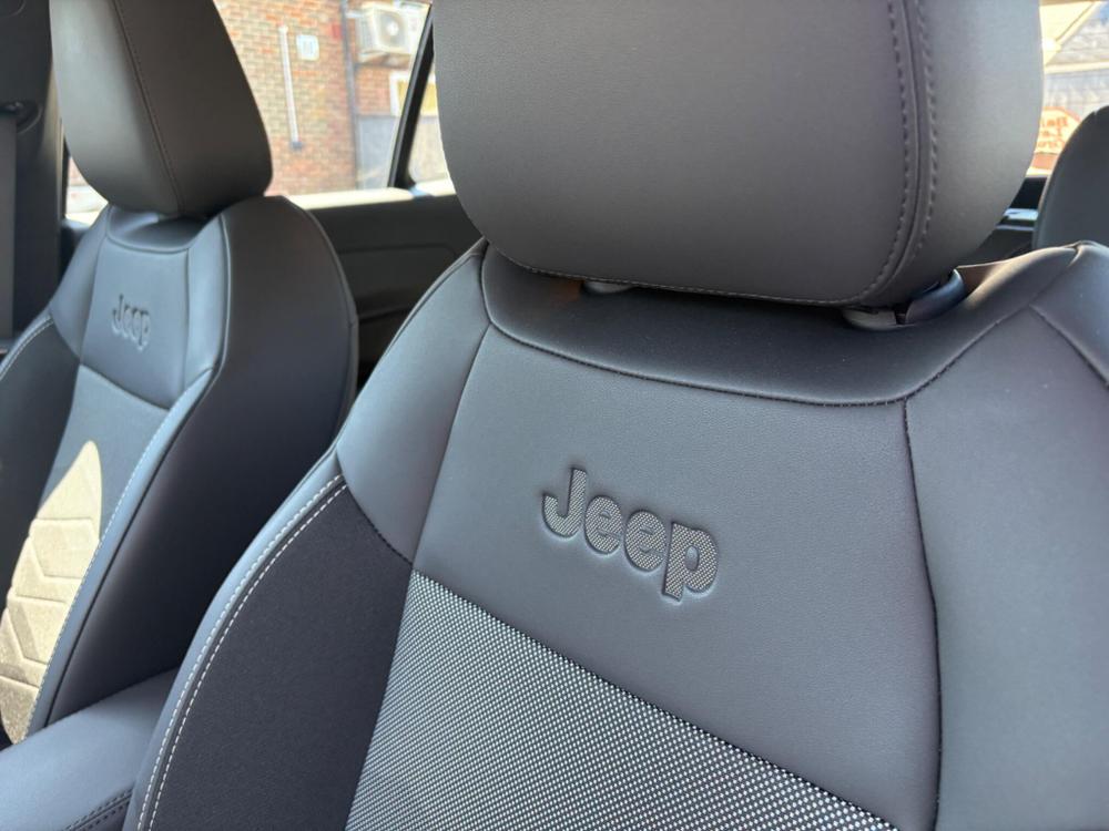 Jeep Avenger Photo at-c0a5a610d95d4bd3a1333f66f47f767d.jpg