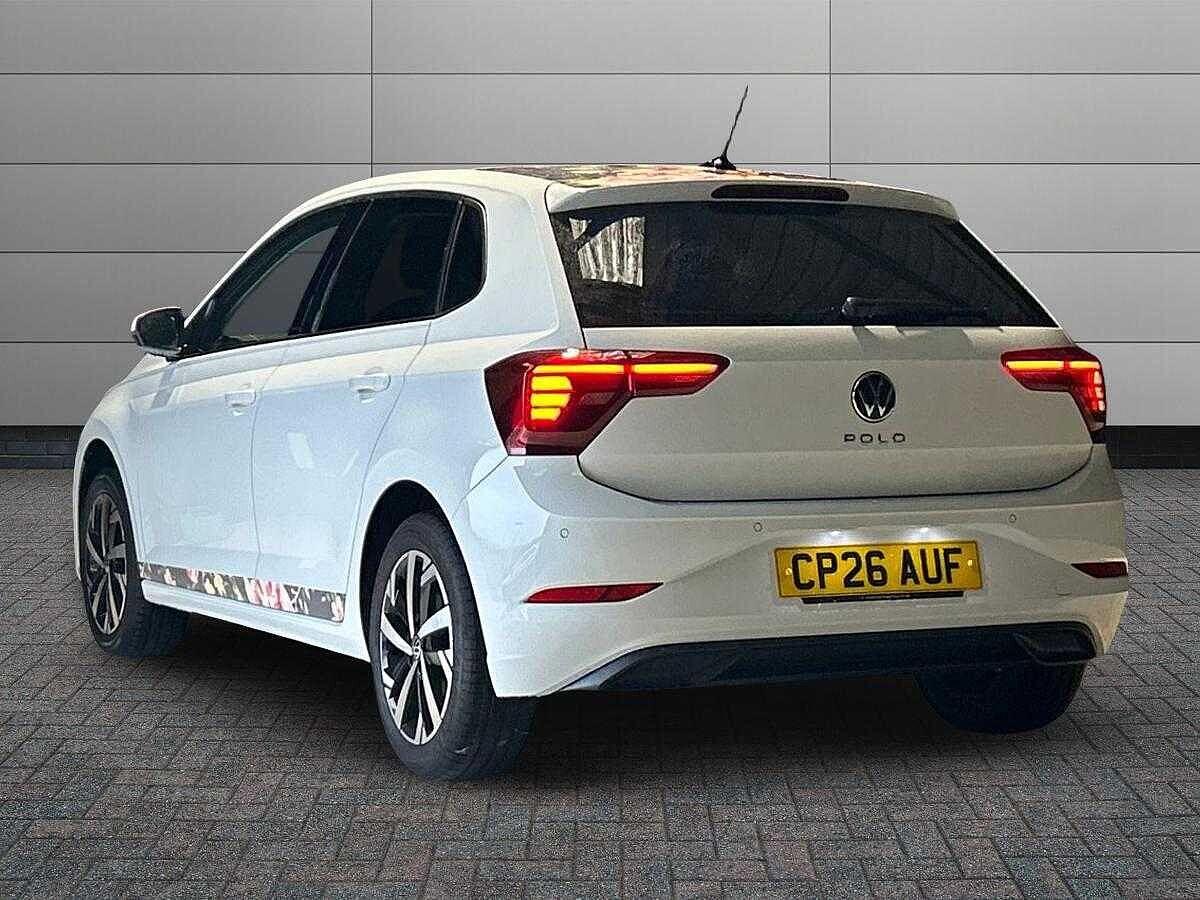 Volkswagen Polo Photo at-c0c69deb505b41ccbcb637d91811452e.jpg
