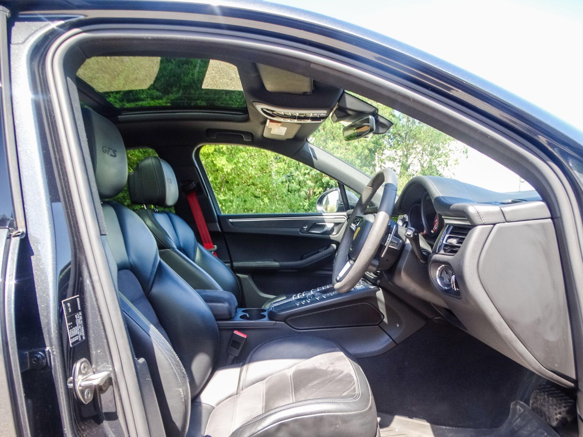 Porsche Macan 2.9T V6 GTS PDK 4WD Euro 6 (s/s) 5dr — photo 19