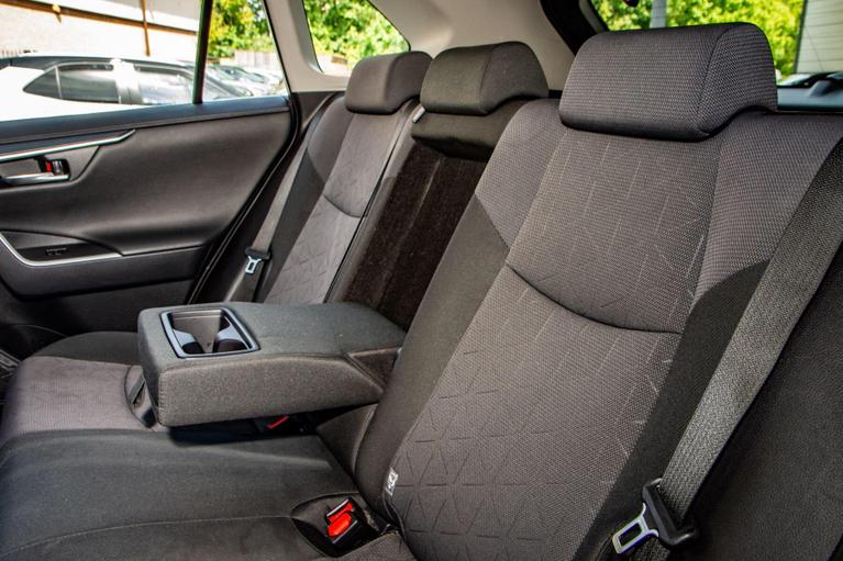 Used Toyota RAV4 LT69FPJ 26