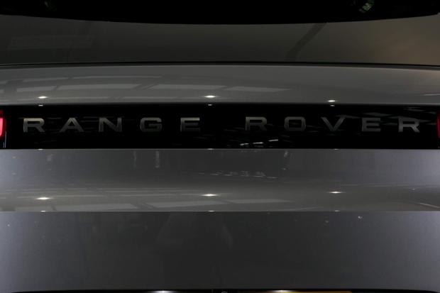 Land Rover RANGE ROVER SPORT Photo at-c12b86f2080e4c4387685dbbd1252fd9.jpg
