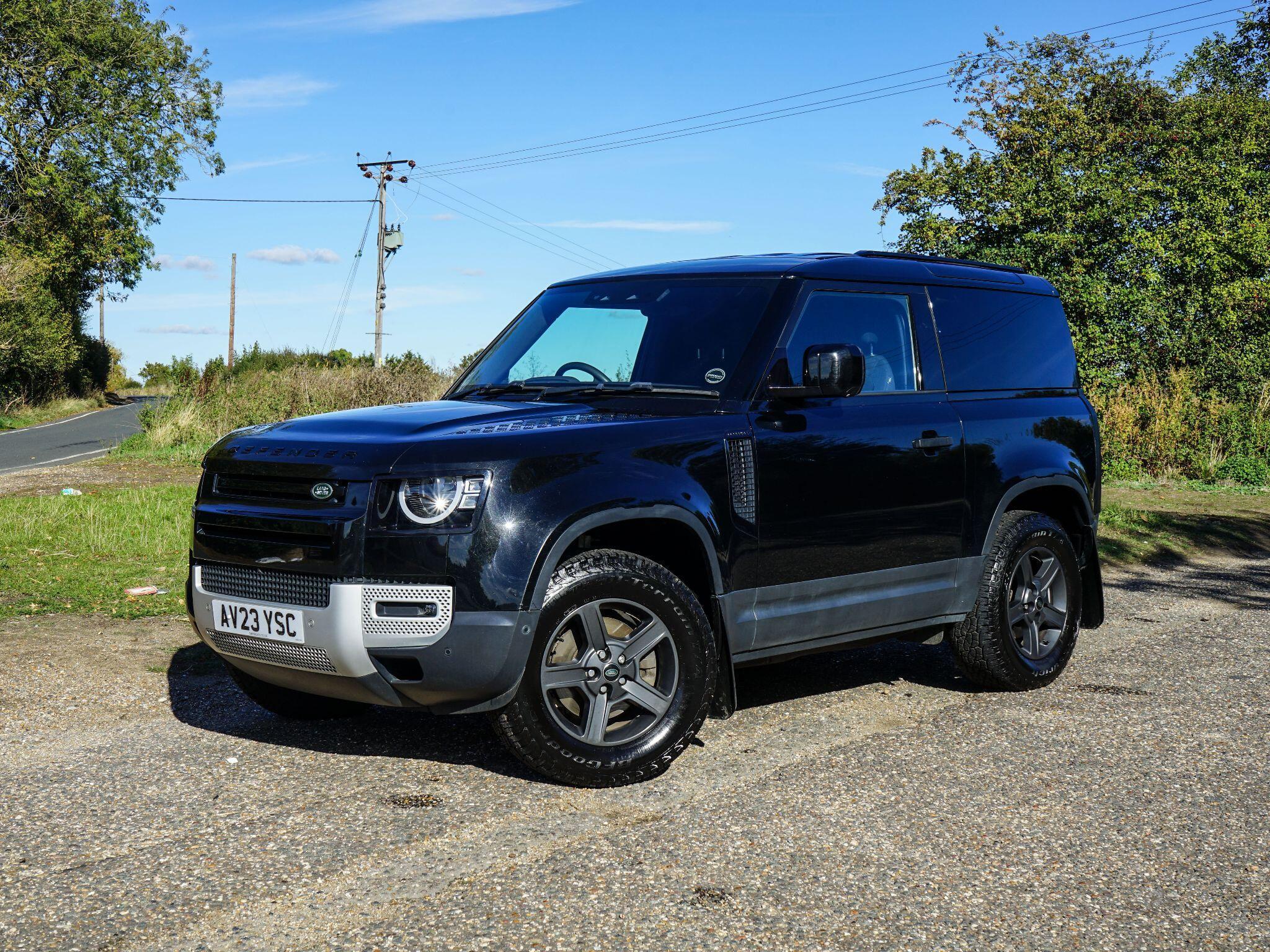 Land Rover Defender 90