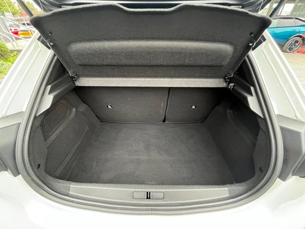 Used Peugeot E-208 KR21PXC 9